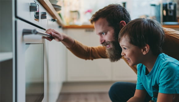 Oven using tips: Preheating, Cooking & Cleaning