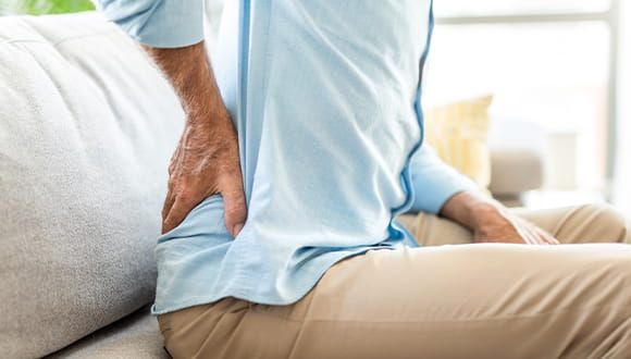 SHOULD I USE ICE OR HEAT TO REDUCE MY LOW BACK PAIN? - Orthopedic One