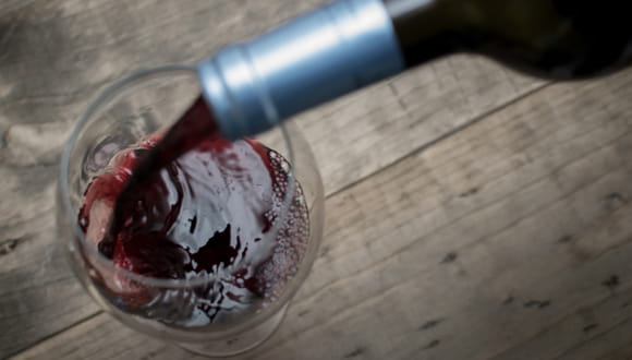 why does wine make my nose stuffy