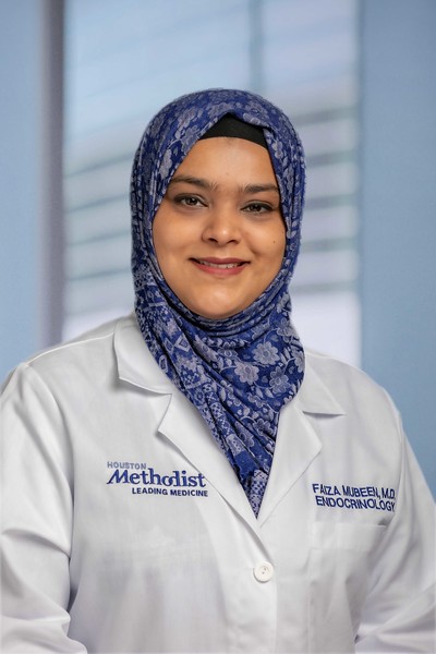headshot of Dr. Faiza Mubeen