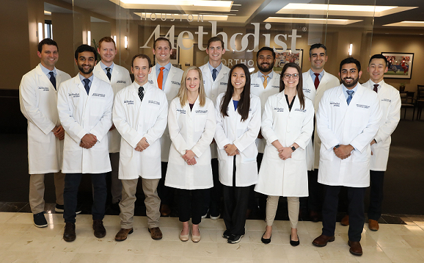 group photograph of orthopedic surgery residents for 2021-2022 