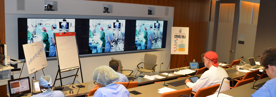 Live Surgery Observation in the Medical Presence Suite