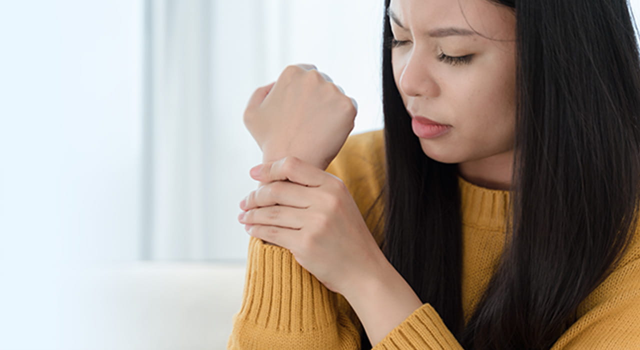 What Are the First Signs of Multiple Sclerosis?