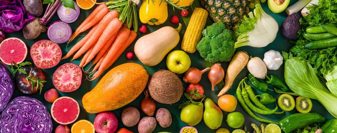 foto de variedad de frutas y verduras 