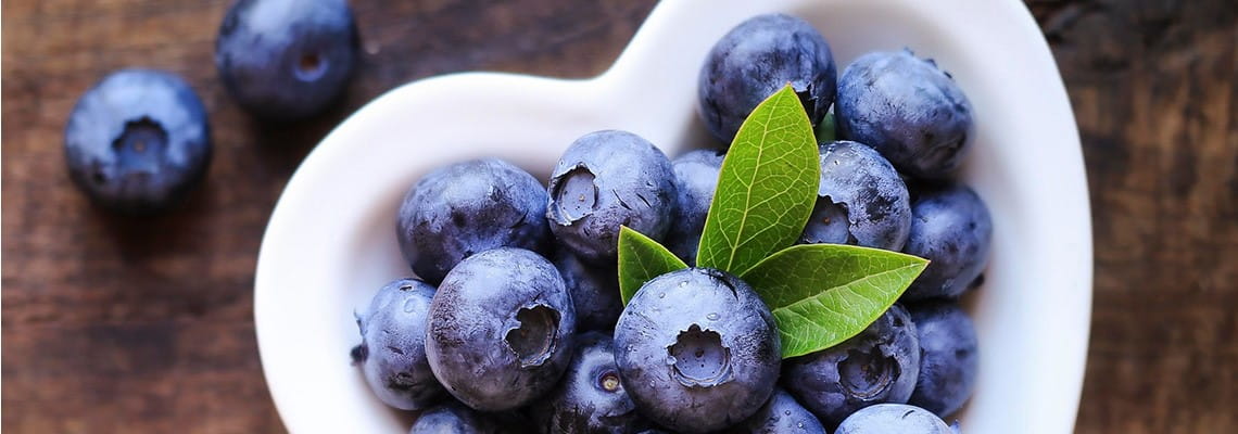 Blue berries in bowl